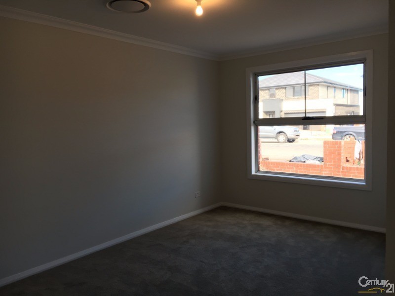 180 Elara Blvd, Marsden Park NSW 2765