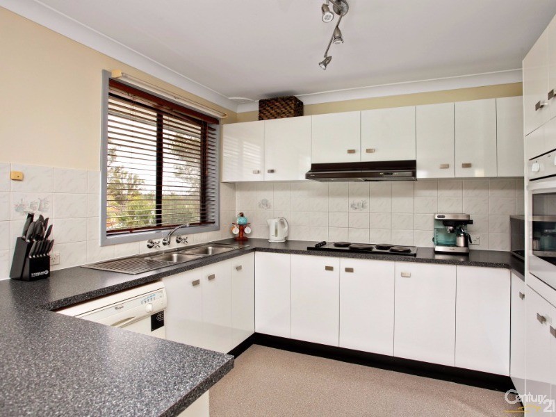 40 Oleander Cres, Riverstone NSW 2765