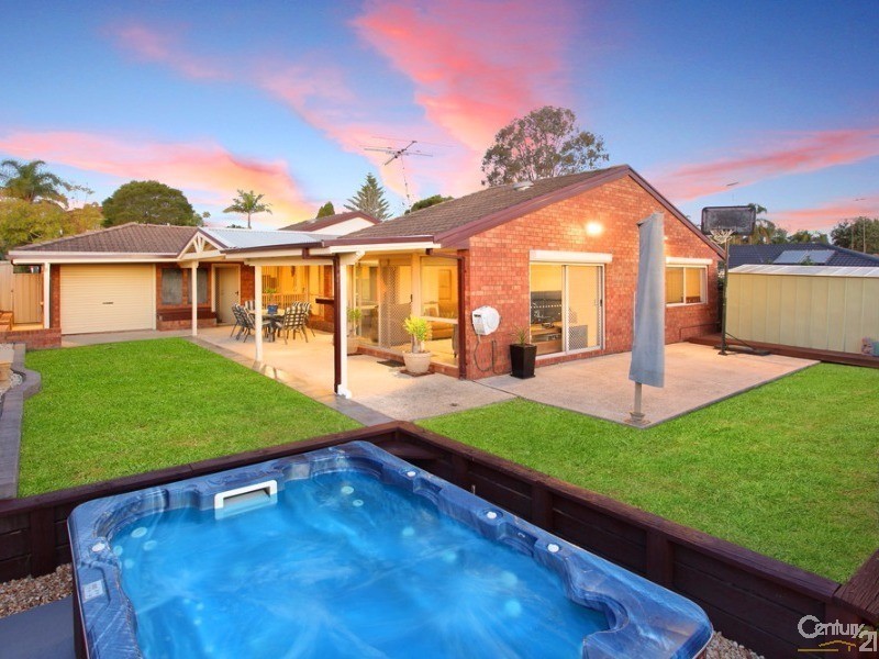 50 Calandra Ave, Quakers Hill NSW 2763