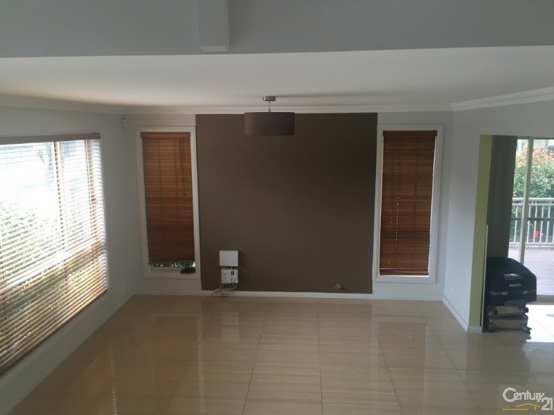 111 Piccadilly Street, Riverstone NSW 2765