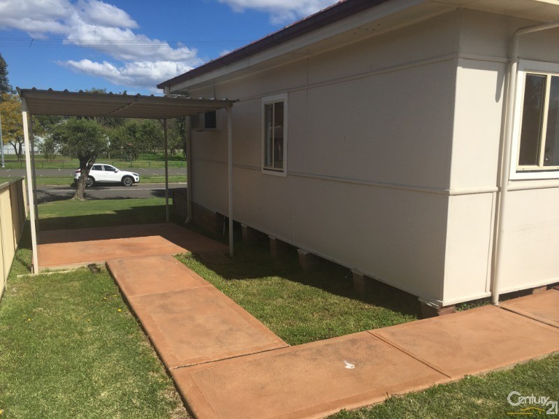 38 Market St, Riverstone NSW 2765