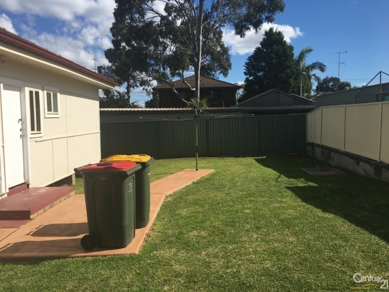 38 Market St, Riverstone NSW 2765