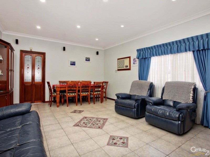 76 Railway Tce, Riverstone NSW 2765
