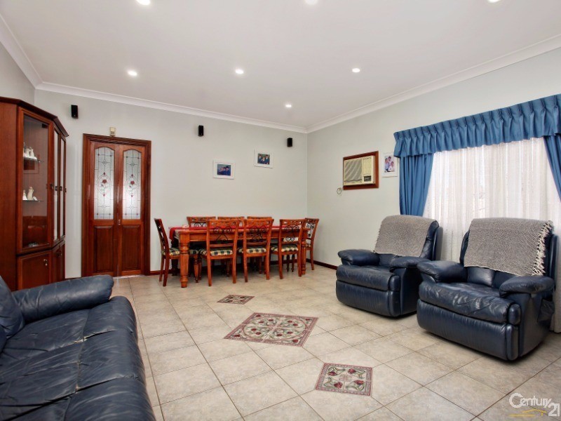 76 Railway Tce, Riverstone NSW 2765