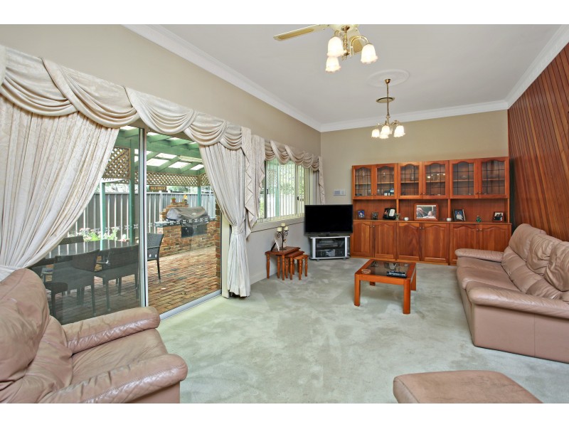 31 Crown Street, Riverstone NSW 2765