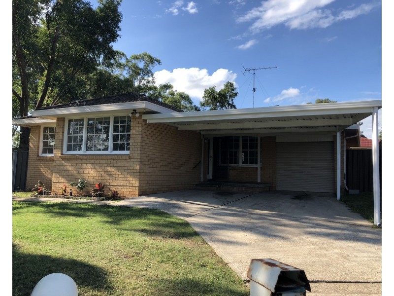 32 Grace Ave, Riverstone NSW 2765