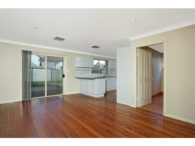 14 Dingle Street, Riverstone NSW 2765