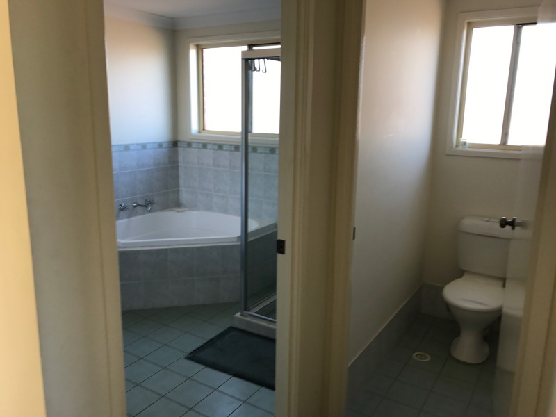 100 Riverstone Pde, Riverstone NSW 2765