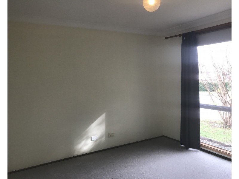 106 Farnham Rd, Quakers Hill NSW 2763