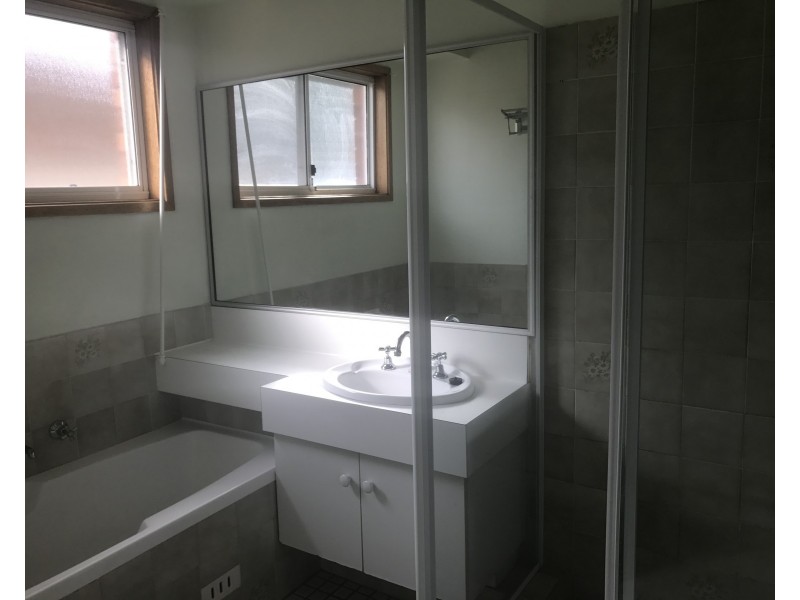 106 Farnham Rd, Quakers Hill NSW 2763
