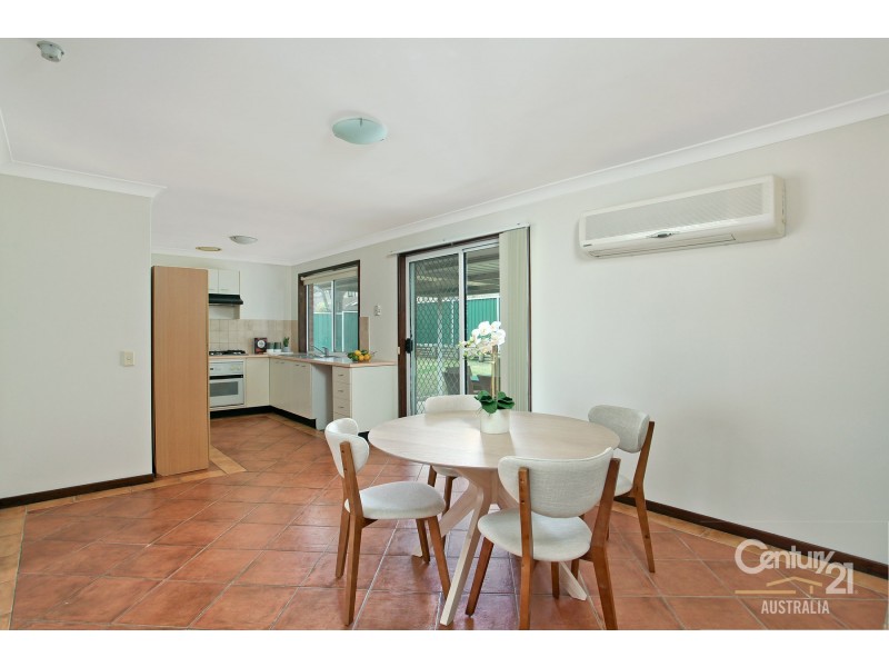 12 Toomey Cres, Quakers Hill NSW 2763