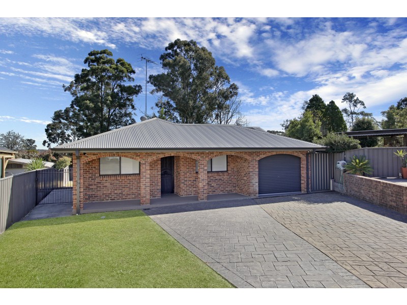 31 Oleander Cres, Riverstone NSW 2765