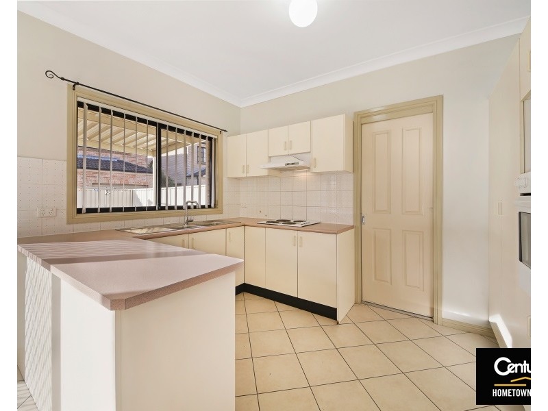 9 Pine Rd, Casula NSW 2170
