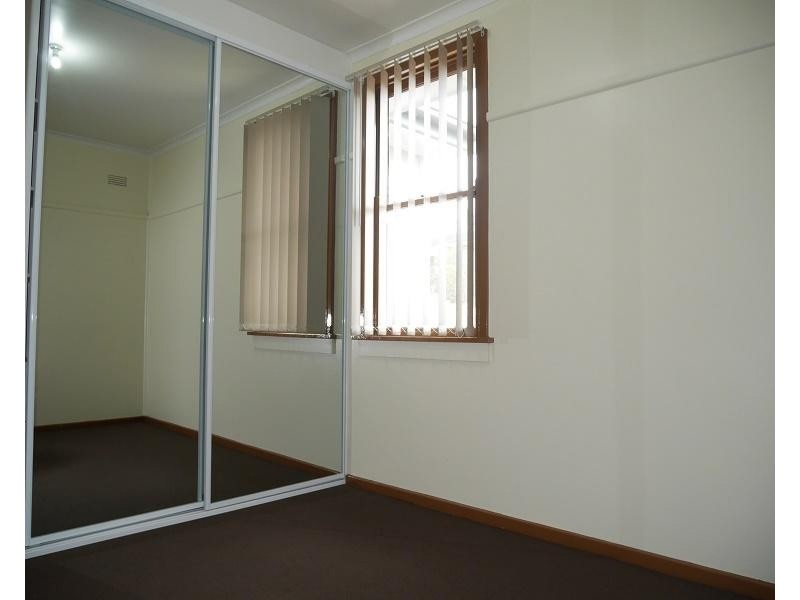 14 Florey Cres, Mount Pritchard NSW 2170