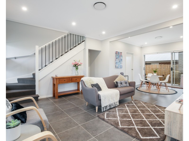226 Ridgeline Dr, The Ponds NSW 2769