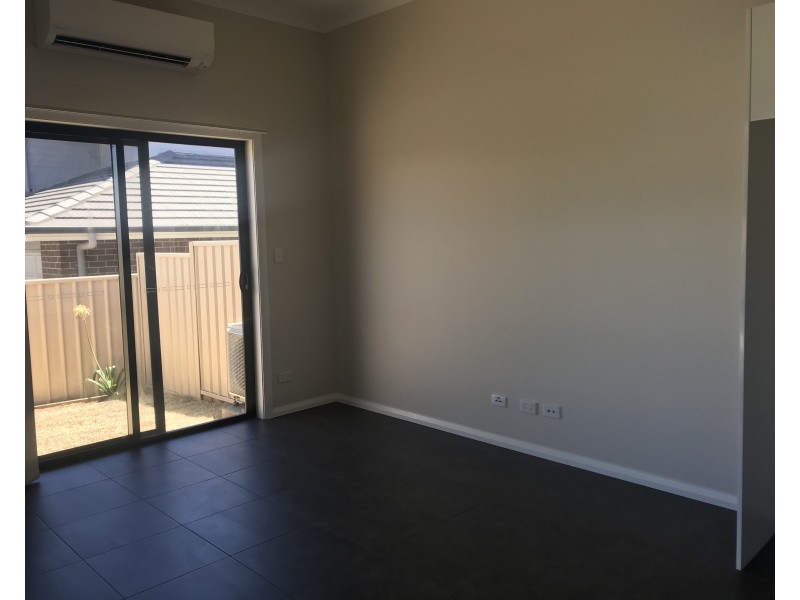 11 Kaleb St, Schofields NSW 2762