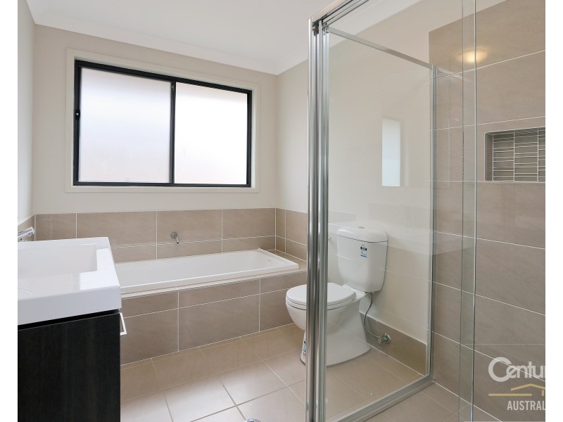 25 Fernlea Crescent, Marsden Park NSW 2765