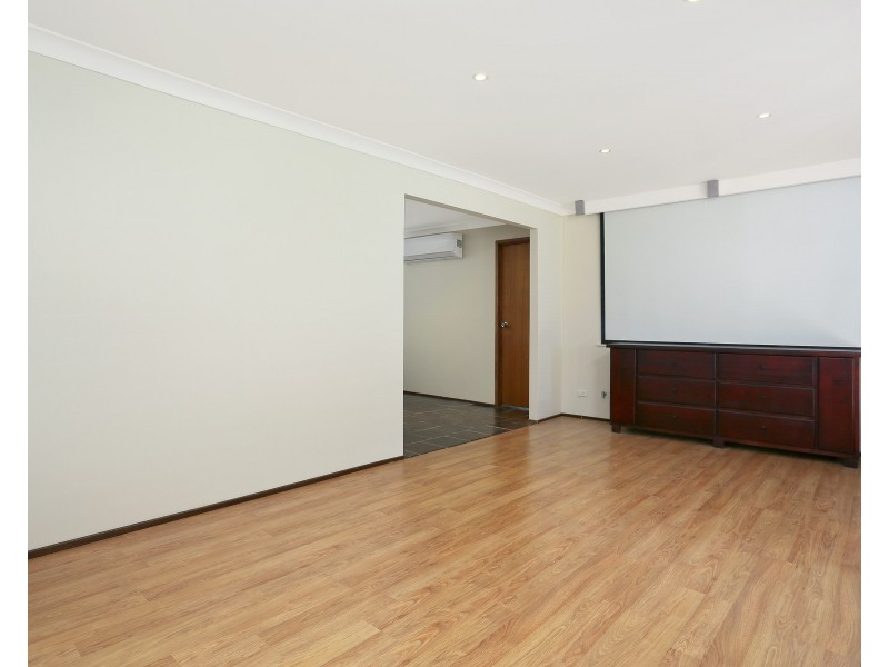 5 Pisa Place, Plumpton NSW 2761