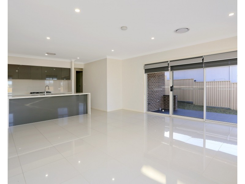2 Eva St, Riverstone NSW 2765