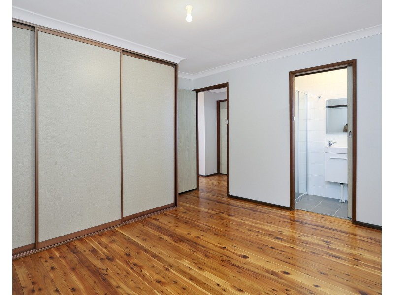 11 Kolodong Dr, Quakers Hill NSW 2763