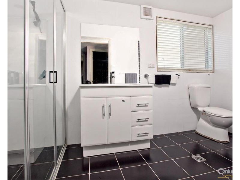 145 Piccadilly St, Riverstone NSW 2765