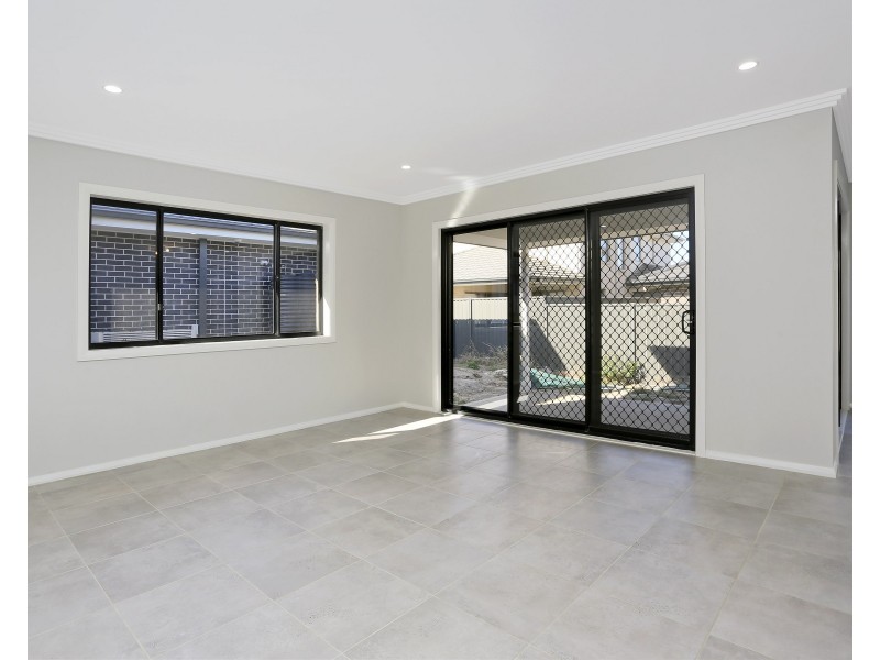 3 Milnes Pde, Marsden Park NSW 2765