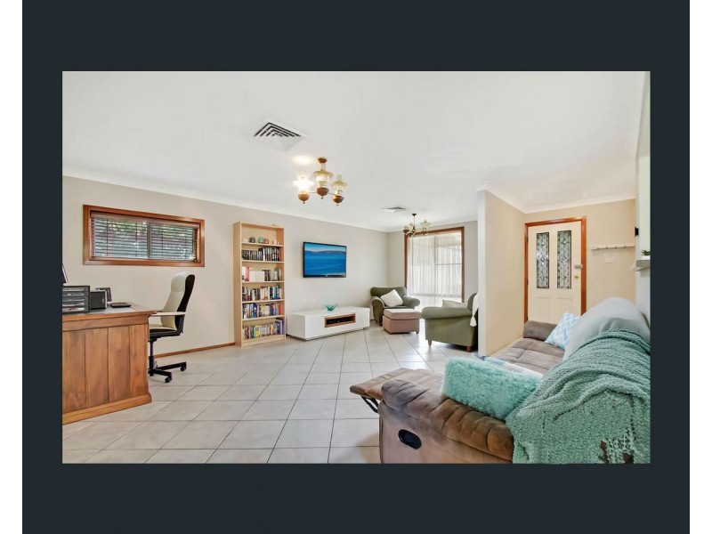 44 OLEANDER CRESCENT, Riverstone NSW 2765