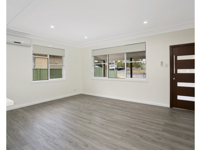 89 Regent St, Riverstone NSW 2765