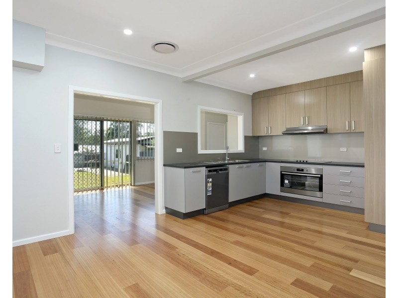 17 Brisbane Rd, Riverstone NSW 2765