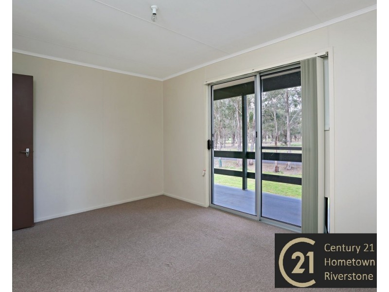 35 Broos rd, Oakville NSW 2765