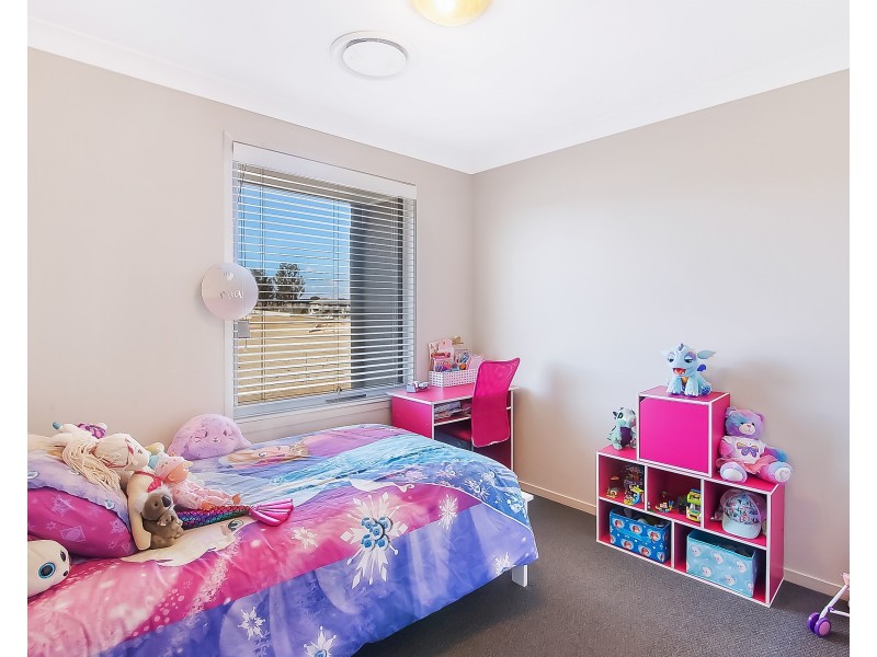 8 Riverbrae Avenue, Riverstone NSW 2765