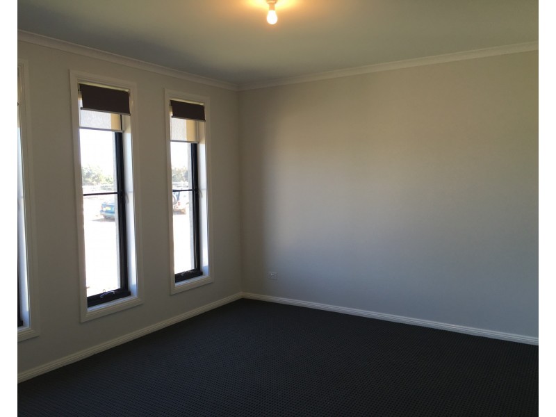 3 Piccadilly Street, Riverstone NSW 2765