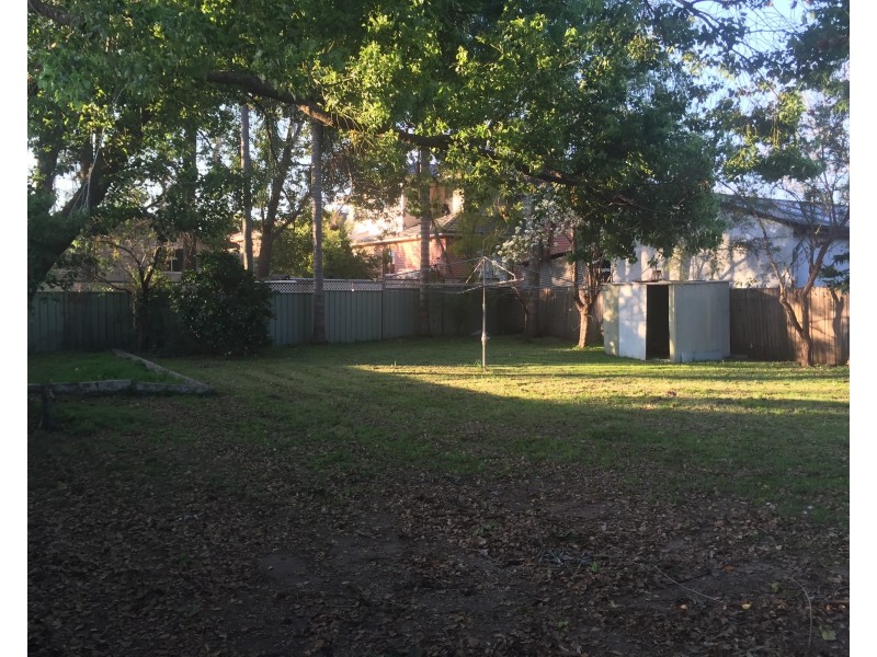 33 Gladstone Parade, Riverstone NSW 2765