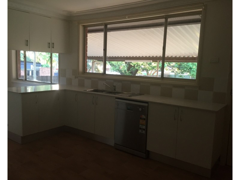 33 Gladstone Parade, Riverstone NSW 2765