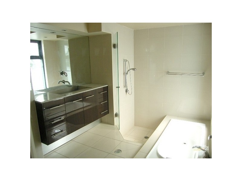 2/351a Burns Bay Road, Lane Cove NSW 2066