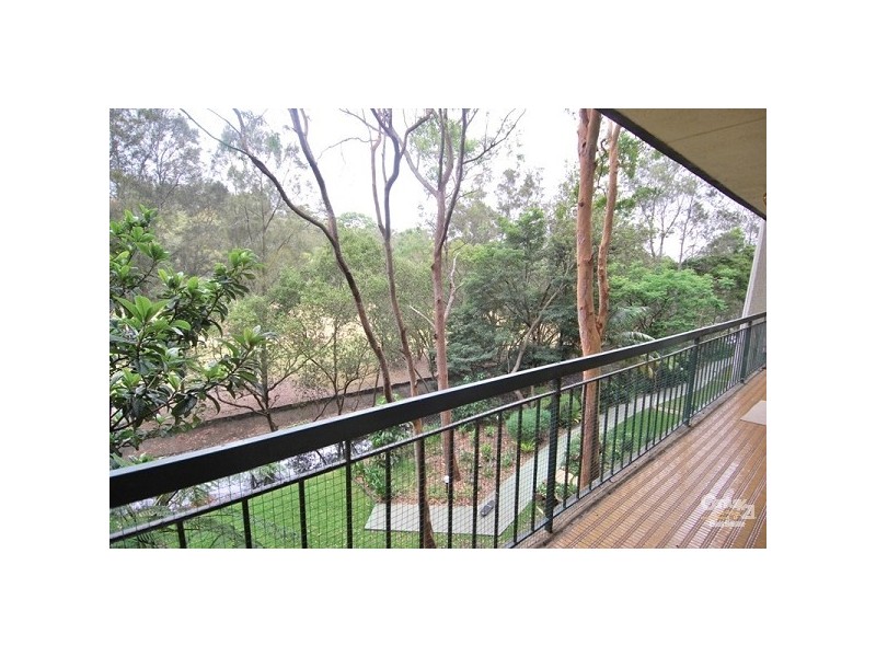 30/300B Burns Bay Road, Lane Cove NSW 2066