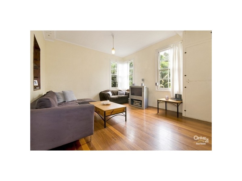 16 Ronald Ave, Greenwich NSW 2065