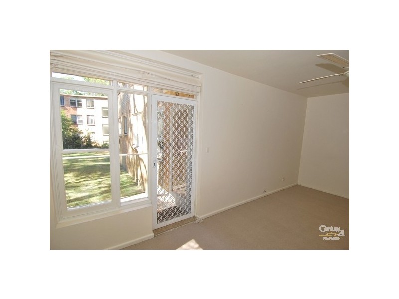 2/8 Elizabeth Parade, Lane Cove NSW 2066