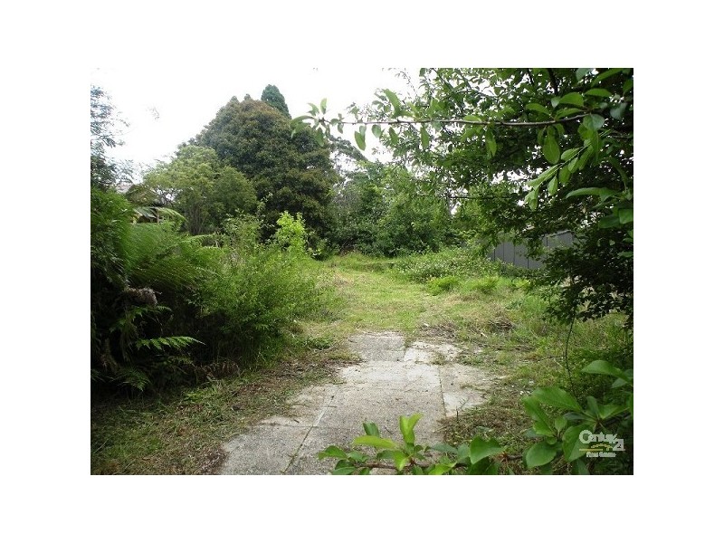 8 Oaklands Road, Hazelbrook NSW 2779