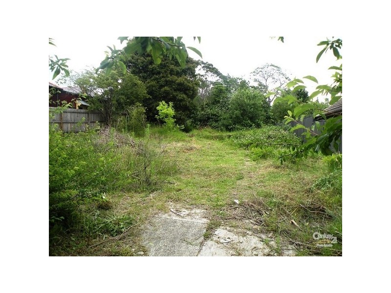 8 Oaklands Road, Hazelbrook NSW 2779