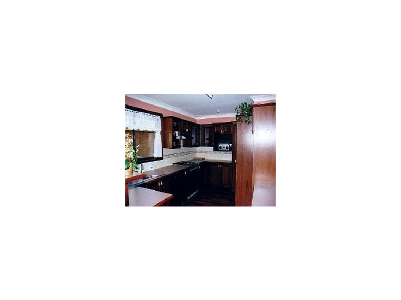 8 Grant Street, Woodford NSW 2778