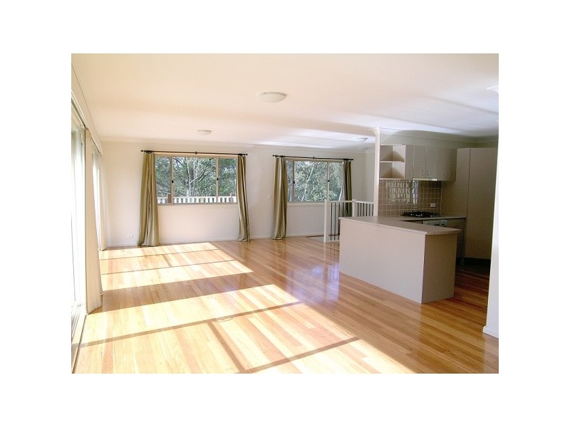 27 Oaklands Road, Hazelbrook NSW 2779