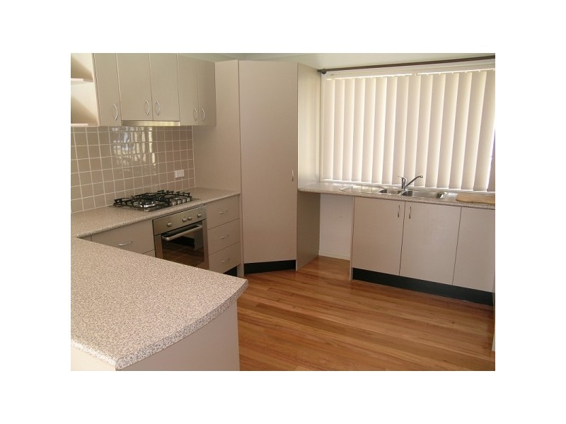 27 Oaklands Road, Hazelbrook NSW 2779