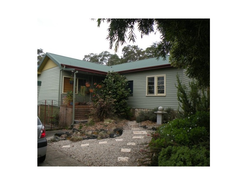 9 Burford Street, Hazelbrook NSW 2779