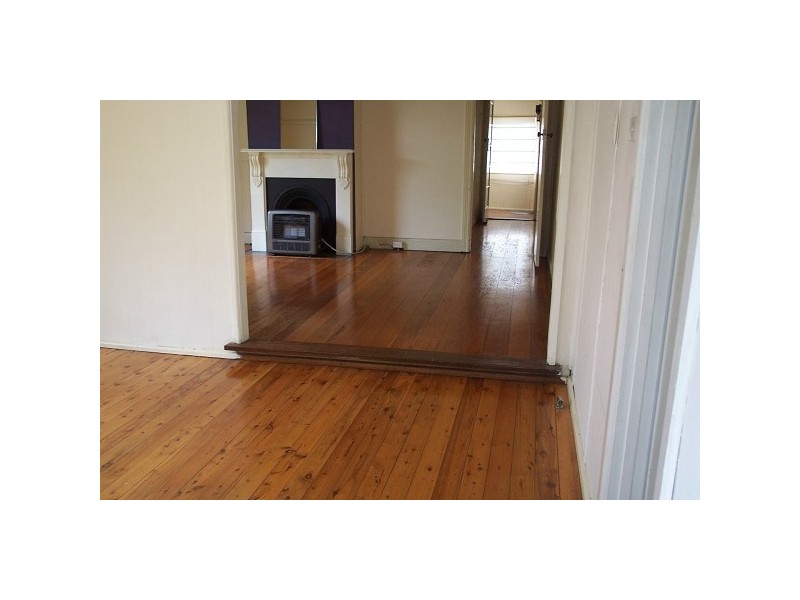 22 Boomerang Road, Springwood NSW 2777