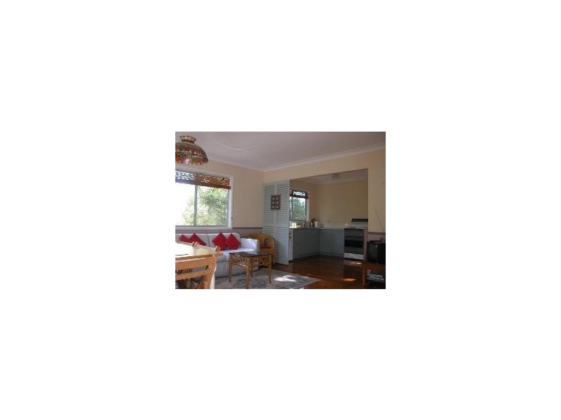 21 Farnham Avenue, Wentworth Falls NSW 2782