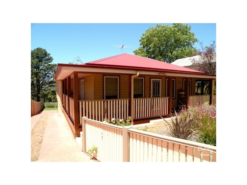 25 Oaklands Road, Hazelbrook NSW 2779