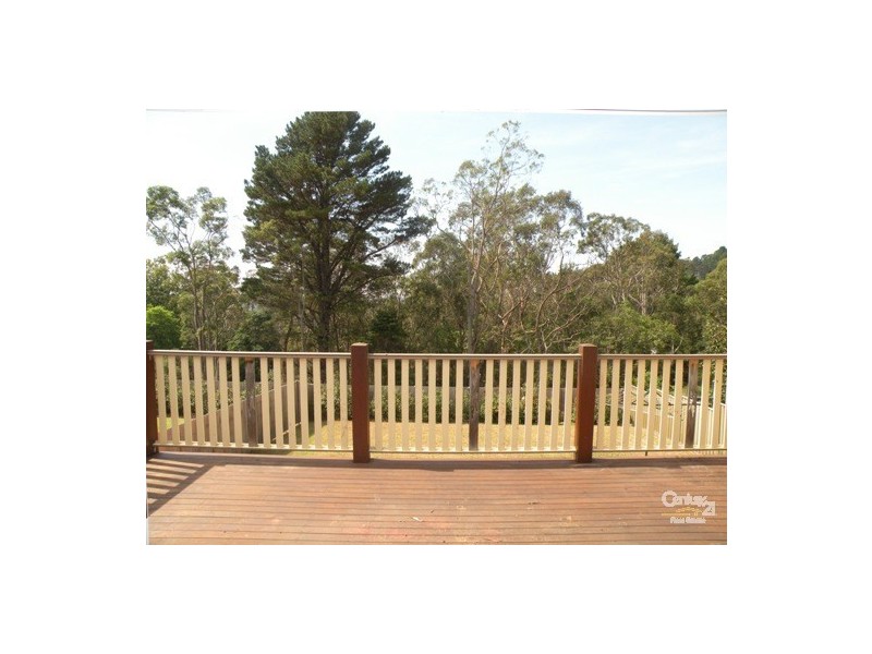 25 Oaklands Road, Hazelbrook NSW 2779