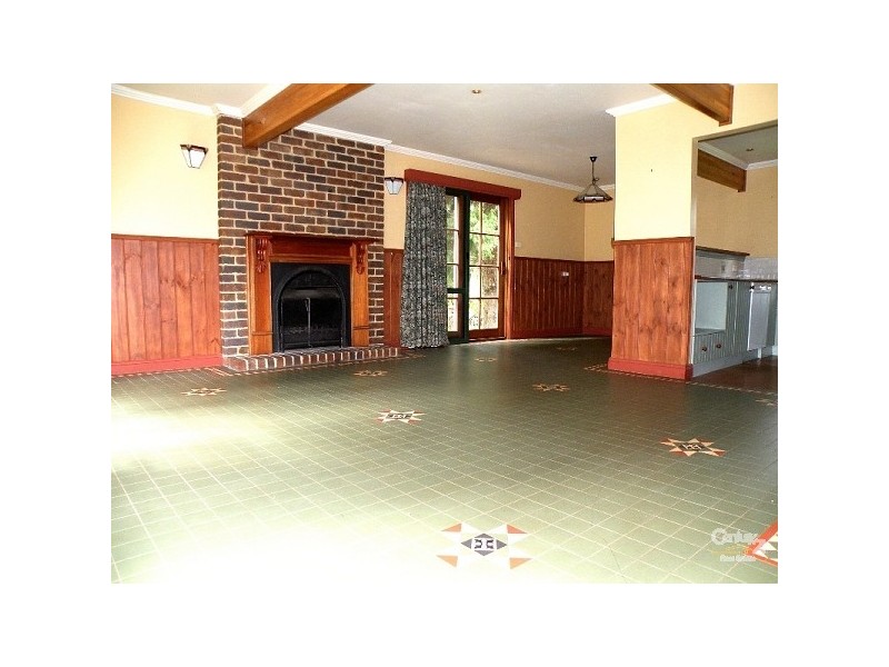 3 Cox Avenue, Wentworth Falls NSW 2782