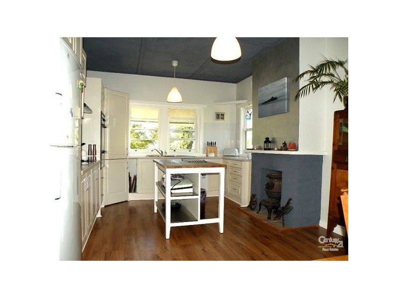 16 Benang Street, Lawson NSW 2783